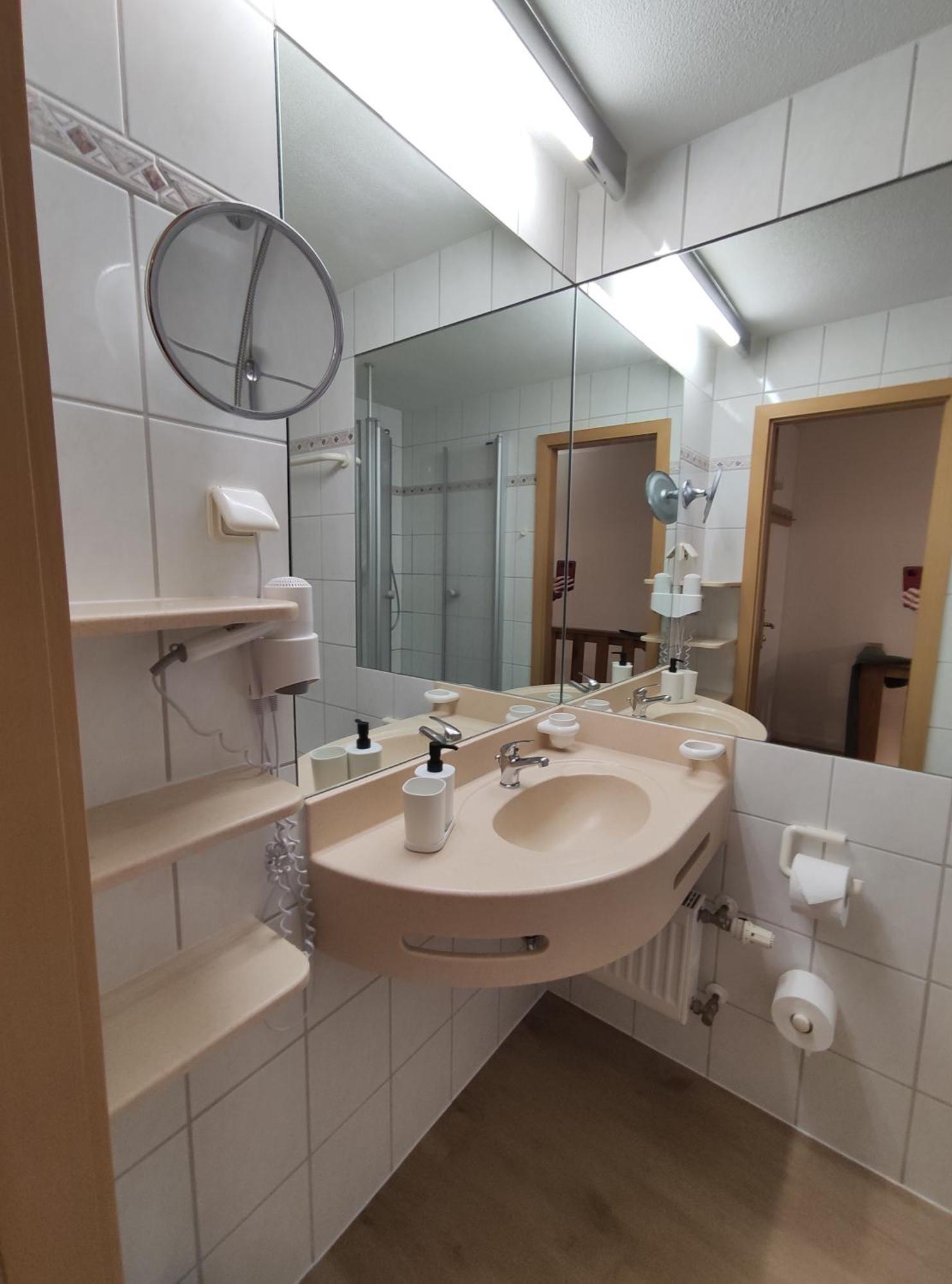 Apartment Sauna, Pool Und Gartenzugang *